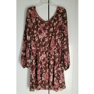 Floral longsleeved dress BRAND NEW